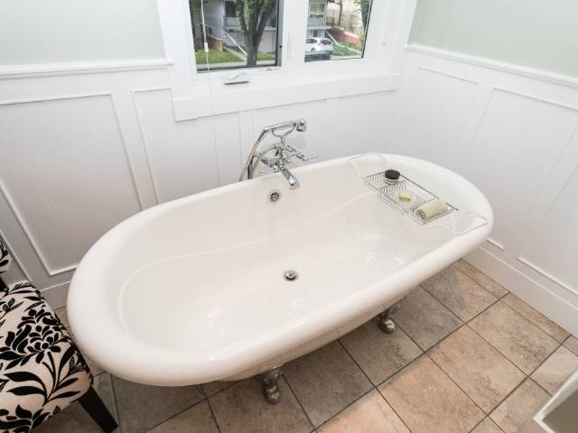 Bath Tub Refinishing Ideas